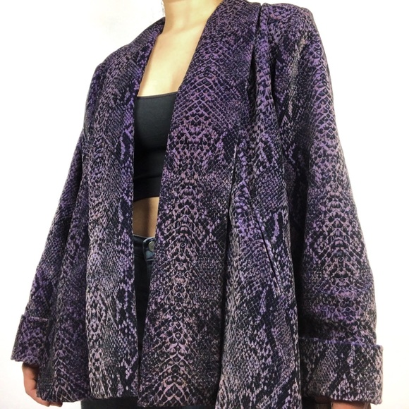 VINTAGE Purple Snakeskin Print Velvet Swing Coat - Picture 4 of 8